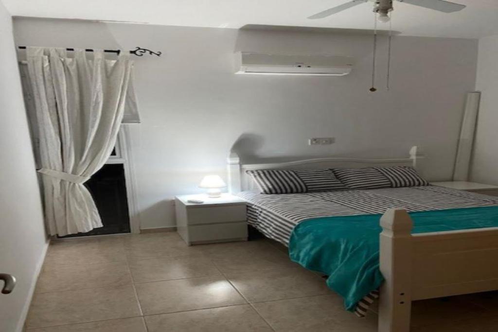 Kato Paphos Apartment In Universal Area Екстериор снимка