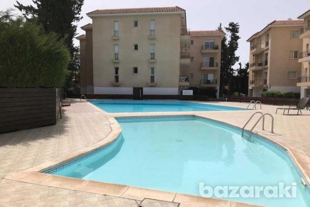 Kato Paphos Apartment In Universal Area Екстериор снимка