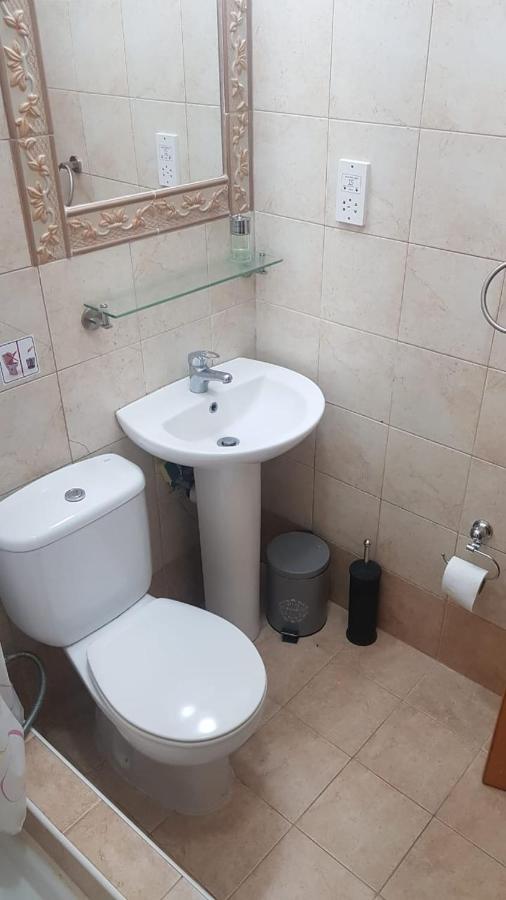 Kato Paphos Apartment In Universal Area Екстериор снимка